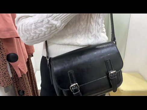 ❤️ Javna masturbacija mlade kučke FeralBerry sa dildom u sobi za provjeru ☑ Jebeni video  na bs.assay-define-smartlink.ru